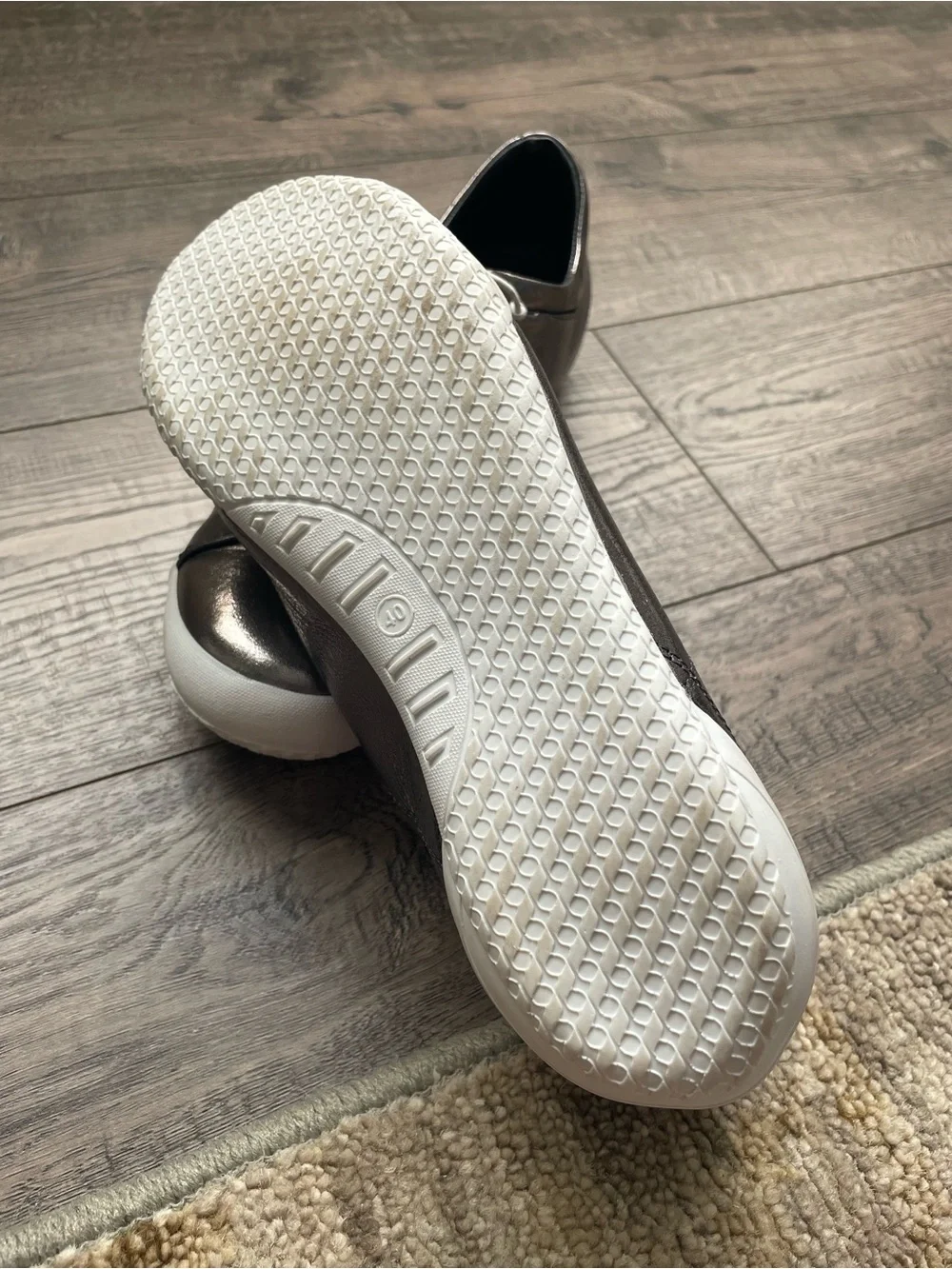 Gelato Woman’s Metallic Gray Leather Casual Sneakers - Sleek Lace-Up Design